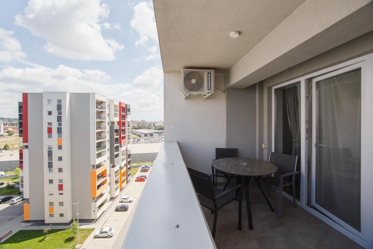 Ferienwohnung Charming Family Haven Oradea Exterior foto