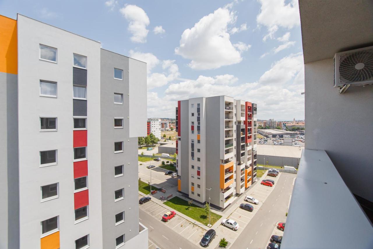 Ferienwohnung Charming Family Haven Oradea Exterior foto