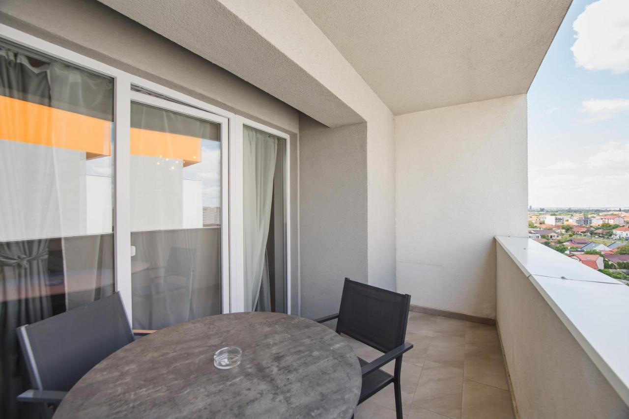 Ferienwohnung Charming Family Haven Oradea Exterior foto
