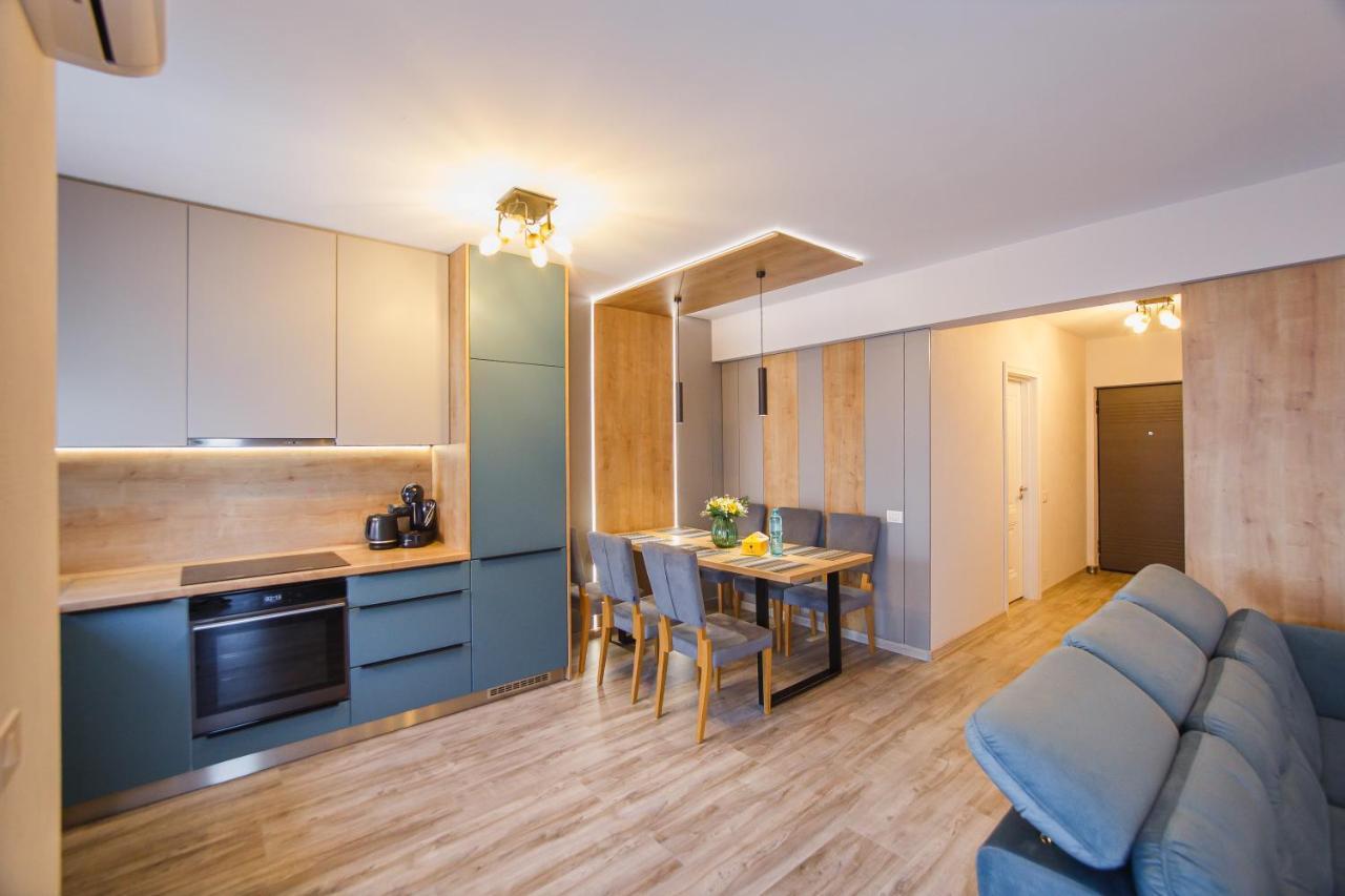 Ferienwohnung Charming Family Haven Oradea Exterior foto