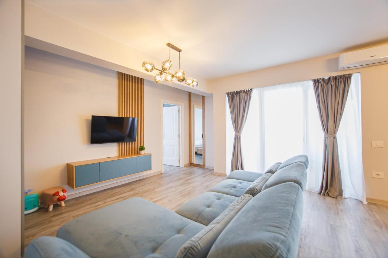 Ferienwohnung Charming Family Haven Oradea Exterior foto
